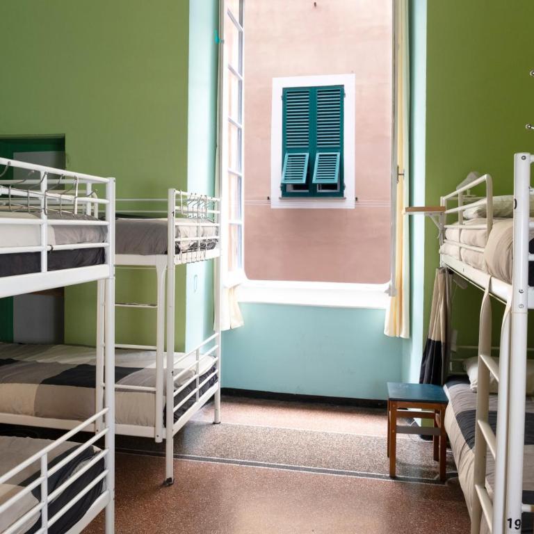 Manena Hostel Genova - Dormitorio Misto con 8 Letti - 5