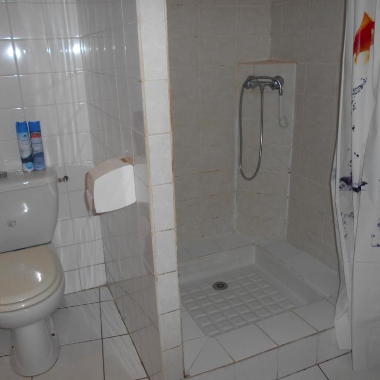 Plein SUD, 5 mn de la mer, grand logement 8 personnes - Appartement 3 Chambres - 8
