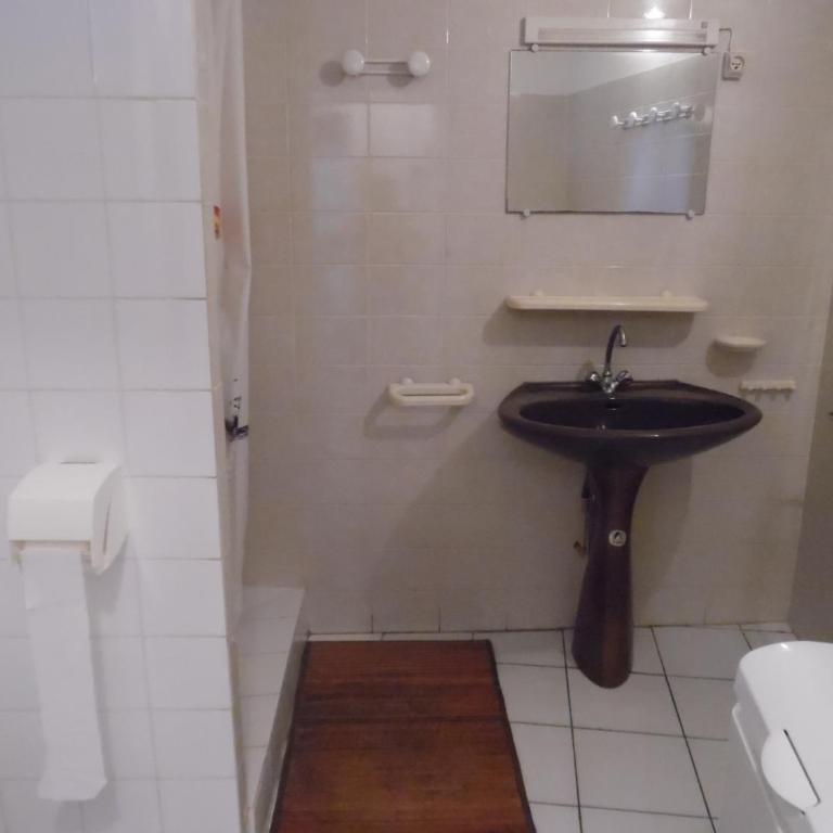 Plein SUD, 5 mn de la mer, grand logement 8 personnes - Appartement 3 Chambres - 10