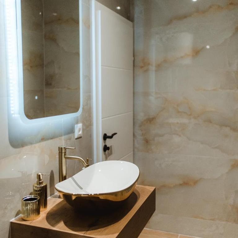 Villa View Mostar with Heated Pool & Jacuzzi - Villa with Swimming Pool - 45