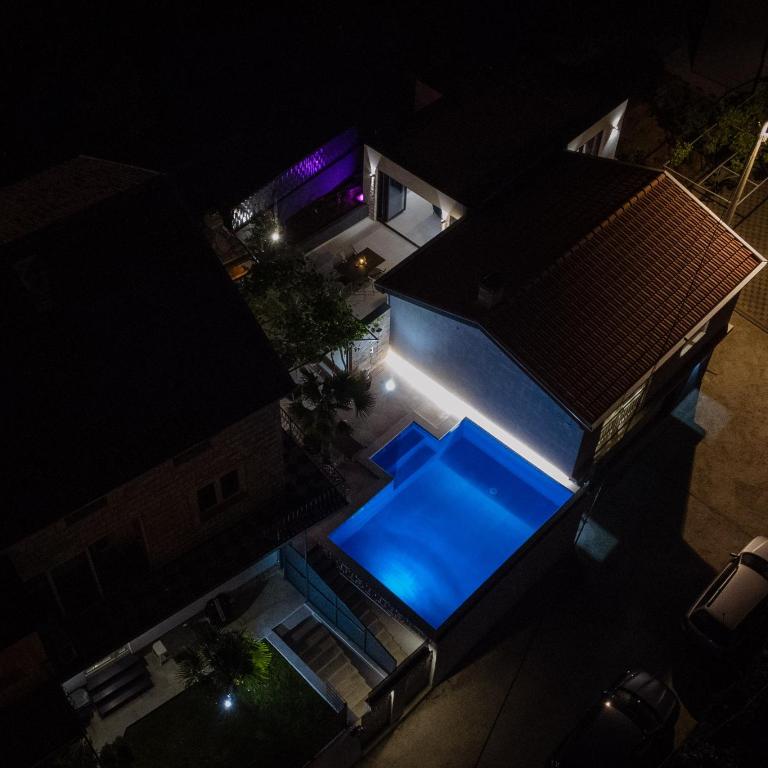 Villa View Mostar with Heated Pool & Jacuzzi - Villa with Swimming Pool - 54