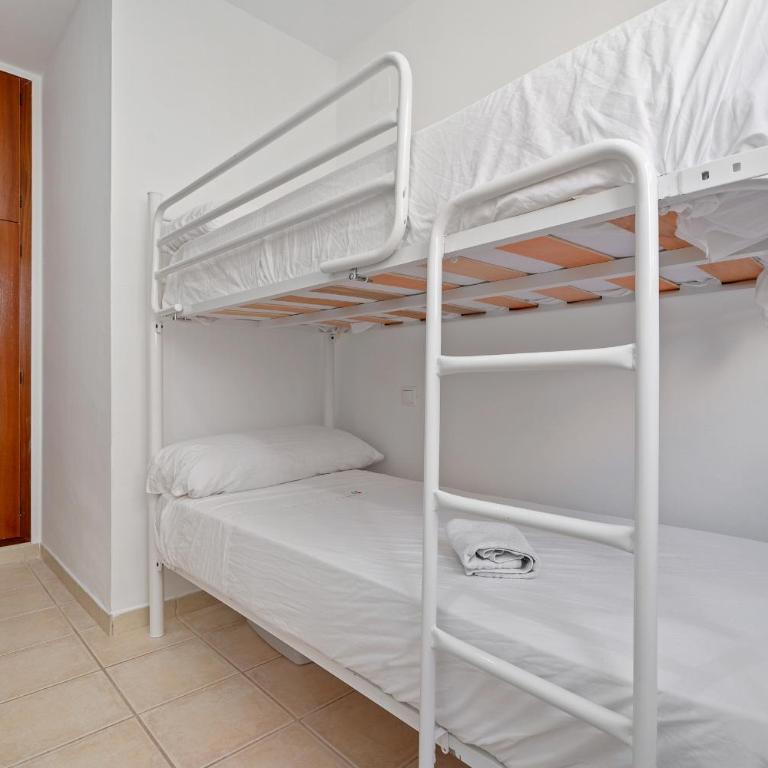 Hauzify I Apartament Colón 1B - Apartamento con vistas al mar - 12
