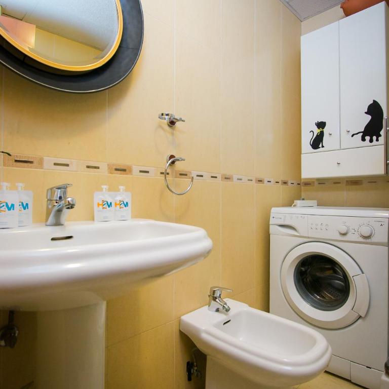 H2M Peña French Balcony, Smart TV & Parking Option - Apartamento de 2 dormitorios - 22