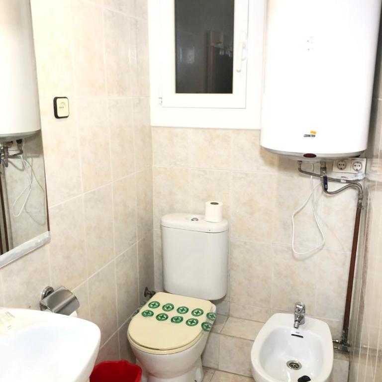 New! Apartment for 3 people near Fira Gran Via - One-Bedroom Apartment - 13