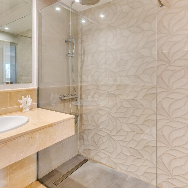 Magic Corner on Golden Mile - Apartment - 55