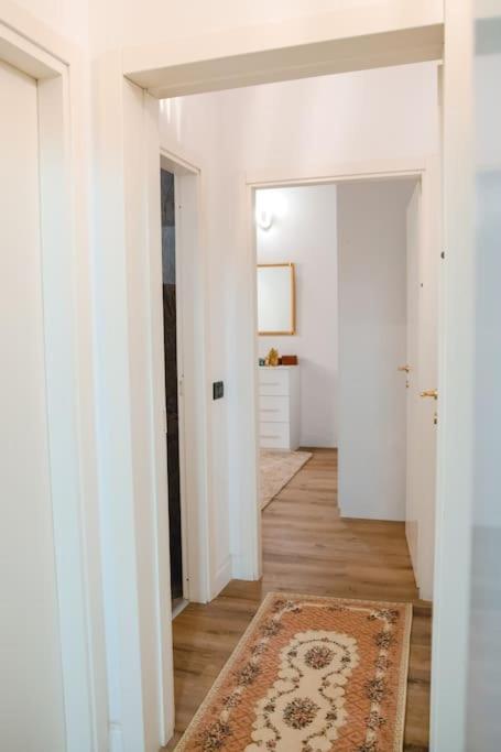 Centro storico, Centralissimo LUXURY SMERALDO SUITE Doccia Idromassaggio , cesto con piccola colazione - Appartamento con 1 Camera da Letto - 25
