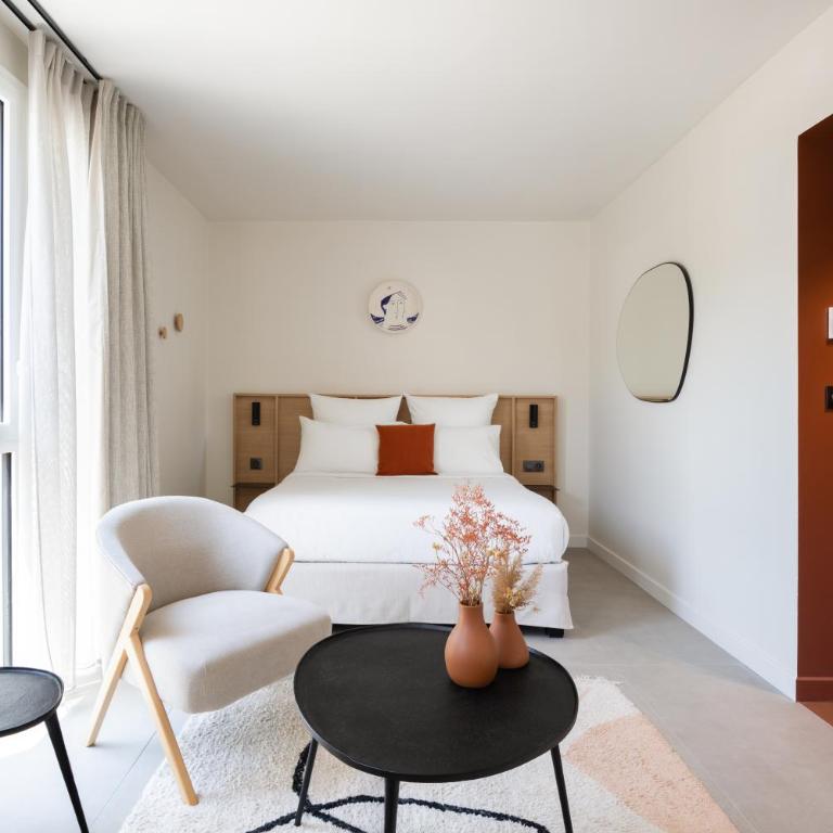 Les Elmes - Hôtel & Spa - Standard Double Room Garden Level - 2