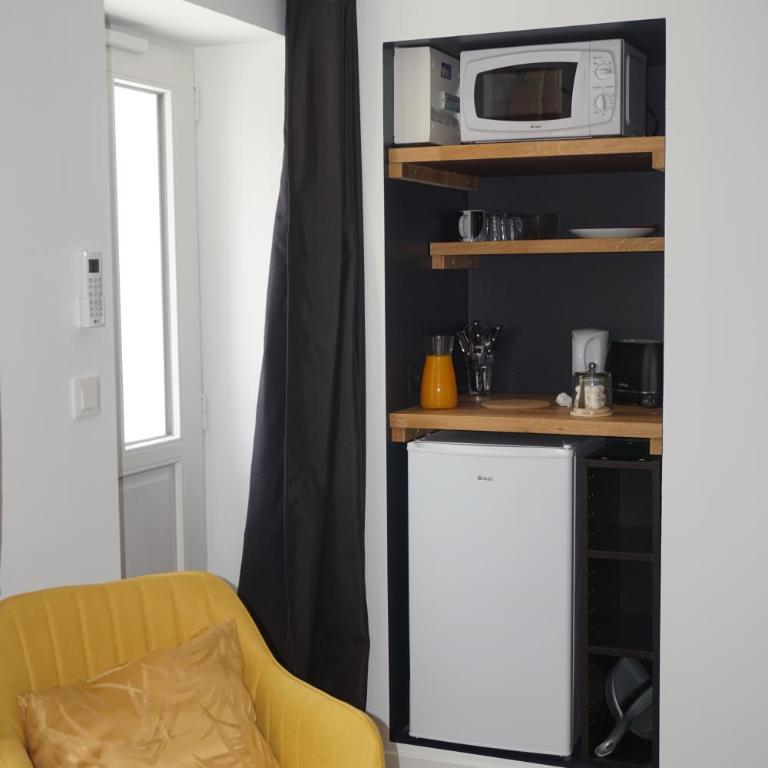 Riva Studio - Appartamento con 1 Camera da Letto - 3