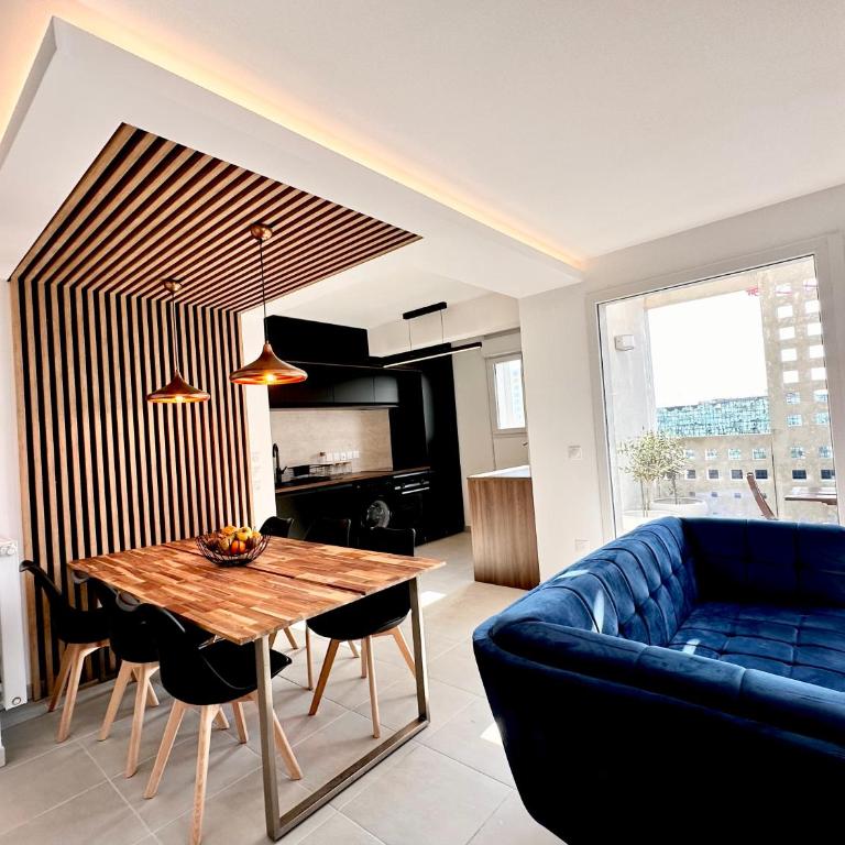 Duplex - Vue Mer exceptionnelle - Quartier Euromed-avec Box - Appartement - Vue sur Mer - 7