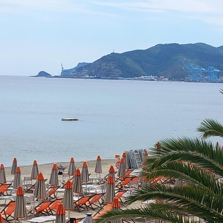 Tramonto sul Mare - Sea Suite - Appartamento con 2 Camere da Letto - 77