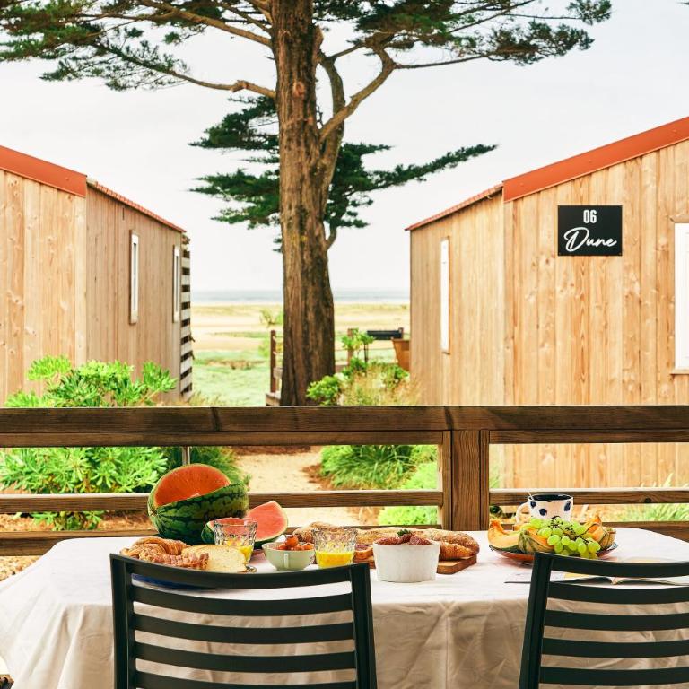Camping Le Bellevue - Mobile Home Grand Confort - 2 Chambres - 4 Personnes - 5