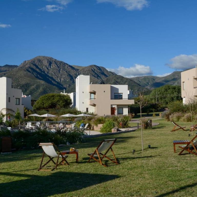 Apart Hotel Los alazanes - Habitación Doble Superior con vistas a la montaña - 1 o 2 camas - 14