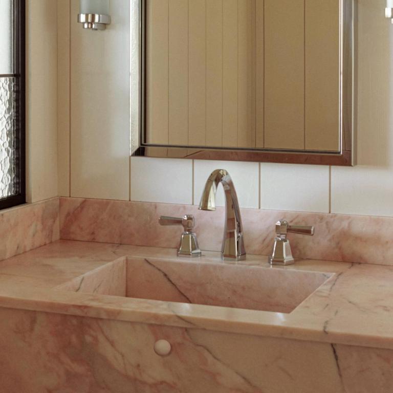 Cap d'Antibes Beach Hotel - Suite - 7