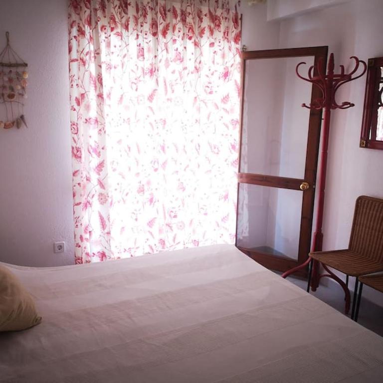 Salou Seafront - Three-Bedroom Apartment - 11