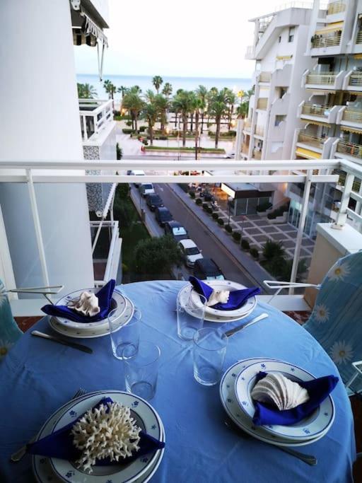 Salou Seafront - Three-Bedroom Apartment - 6