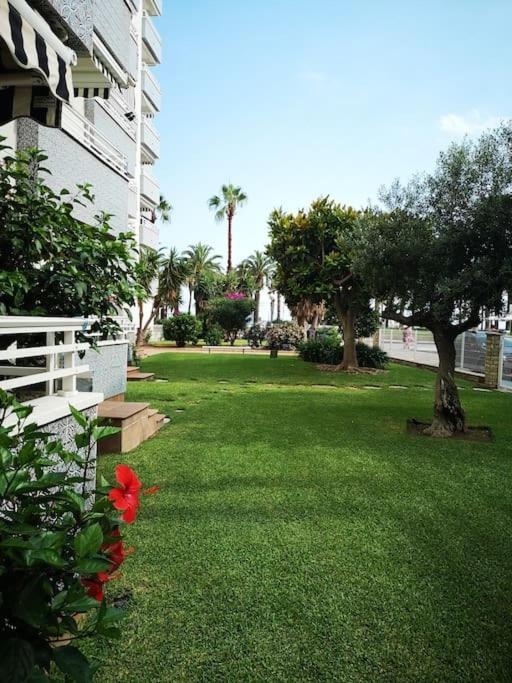 Salou Seafront - Three-Bedroom Apartment - 42