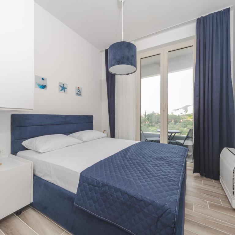 La barca apartments - One-Bedroom Apartment - 1