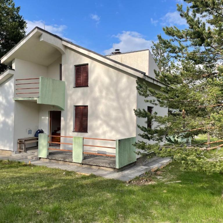 Kuca Dacica - Three-Bedroom House - 34
