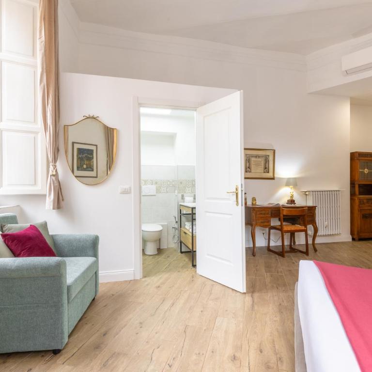 Ottaviano Suites - Deluxe Suite - 12