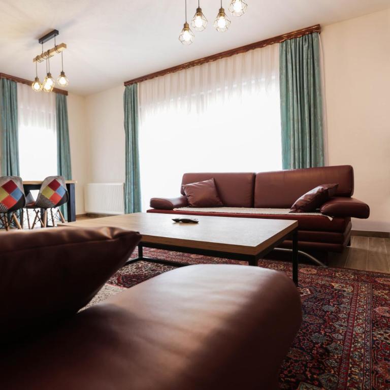 River home - Villa Sara - Three-Bedroom House - 8