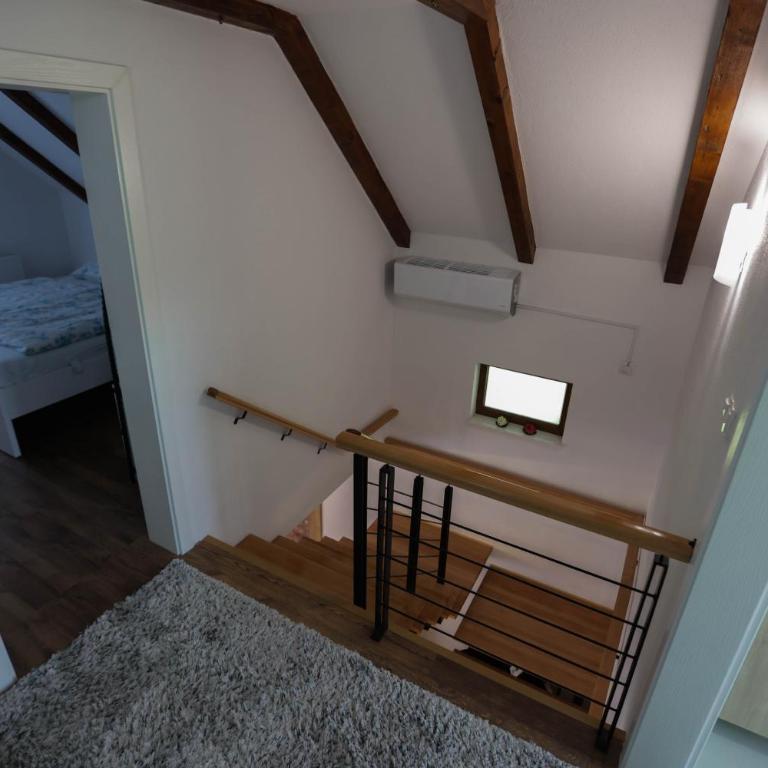 River home - Villa Sara - Three-Bedroom House - 18