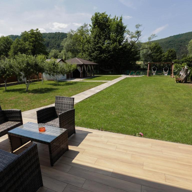 River home - Villa Sara - Three-Bedroom House - 28