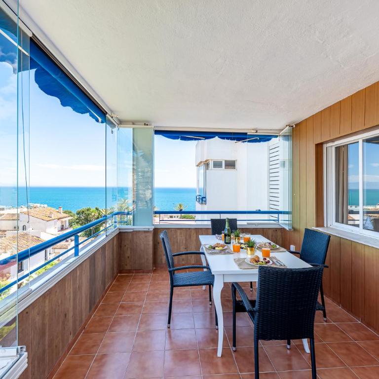 797 HOLIDAY RENTALS- Apartamento en Torremolinos para 7 con vistas al mar - Apartment with Sea View - 6