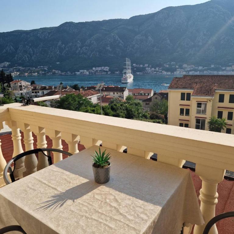 Sailor's Knot Apartment - Central and Amazing Sea View - One-Bedroom Apartment - 2