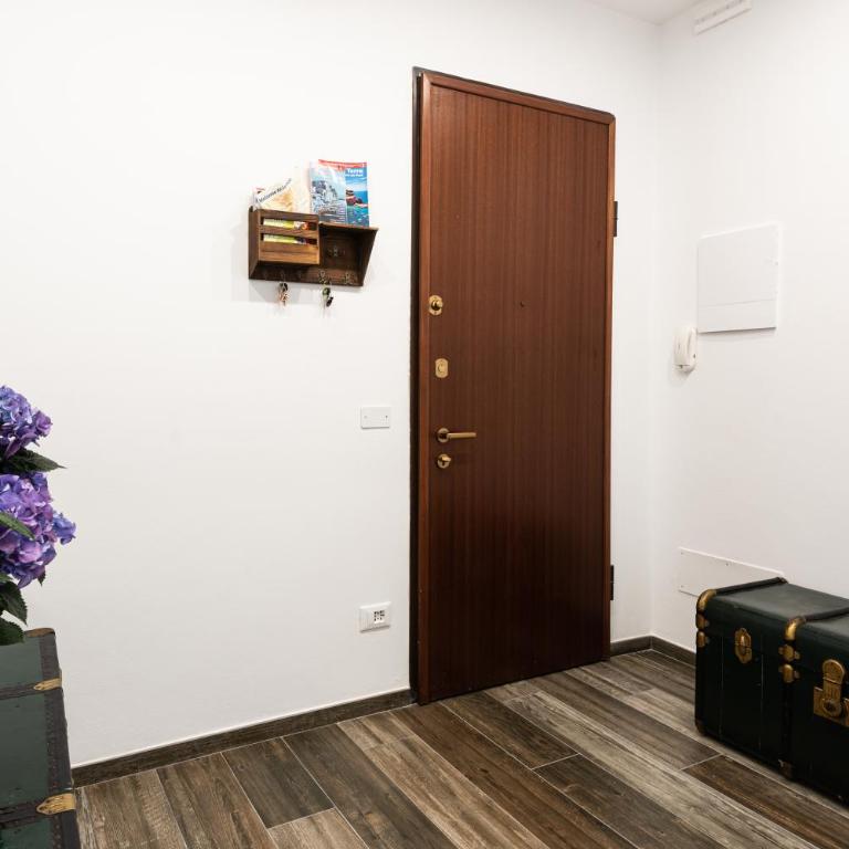 Mari Urbani - One-Bedroom Apartment - 20