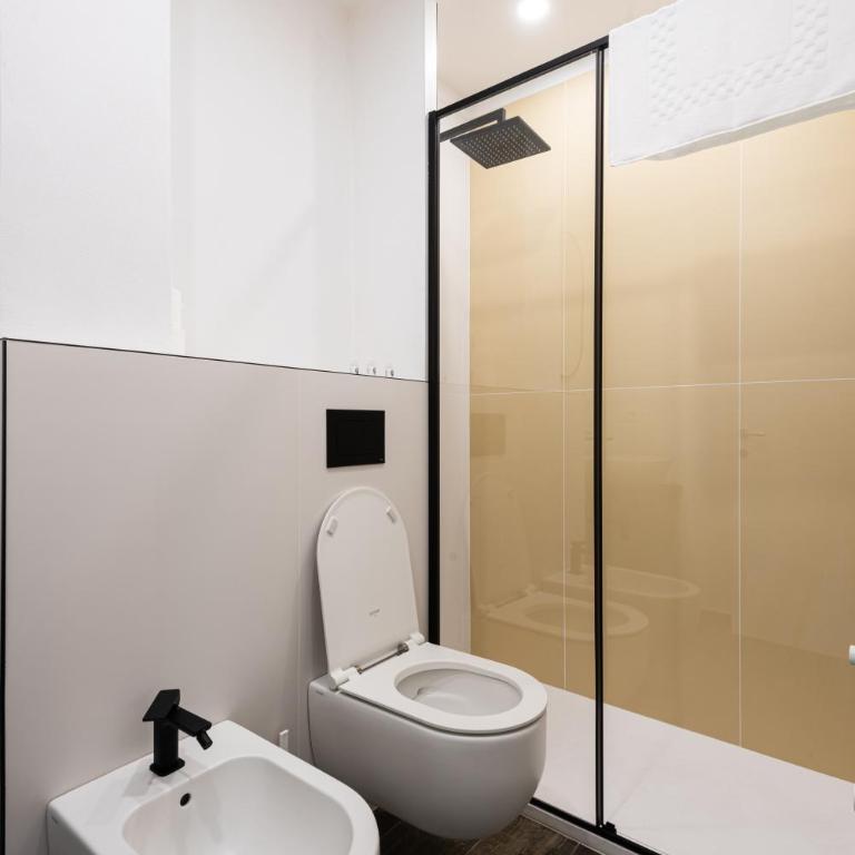 Mari Urbani - One-Bedroom Apartment - 18