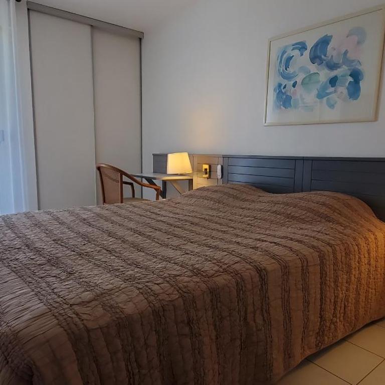 OPEN, T2 42m2, 4 personnes, clim, balcon, piscine - Appartamento con Vista Piscina - 4