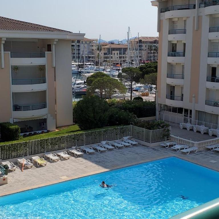 OPEN, T2 42m2, 4 personnes, clim, balcon, piscine - Appartamento con Vista Piscina - 10