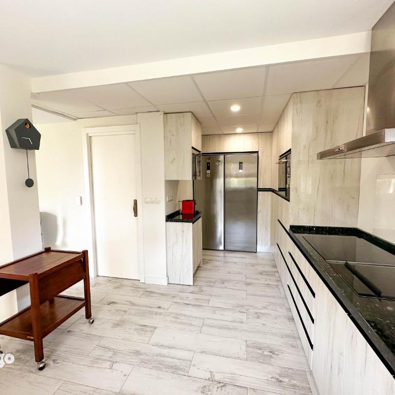 Bright Refurbished 3 Bedroom Townhouse ALI001 - Casa Unifamiliar de 3 dormitorios - 12
