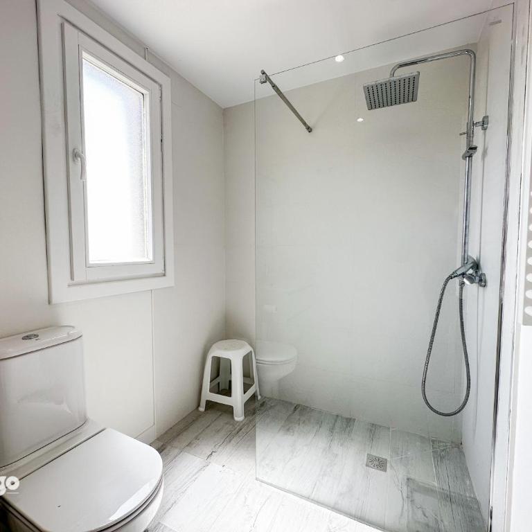 Bright Refurbished 3 Bedroom Townhouse ALI001 - Casa Unifamiliar de 3 dormitorios - 9