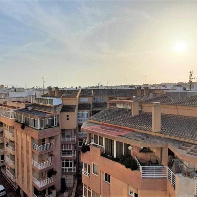 La Loma 7th floor - Studio with Balcony - 3