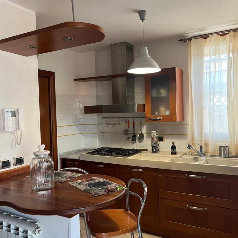 Attico con terrazza in Via dei Traghetti - Appartamento con 2 Camere da Letto - 21