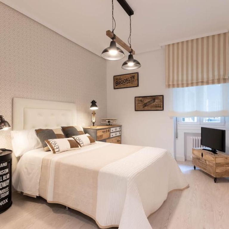 Apartamento LUXURY centro Bilbao GARAJE - Deluxe Family Suite - 3
