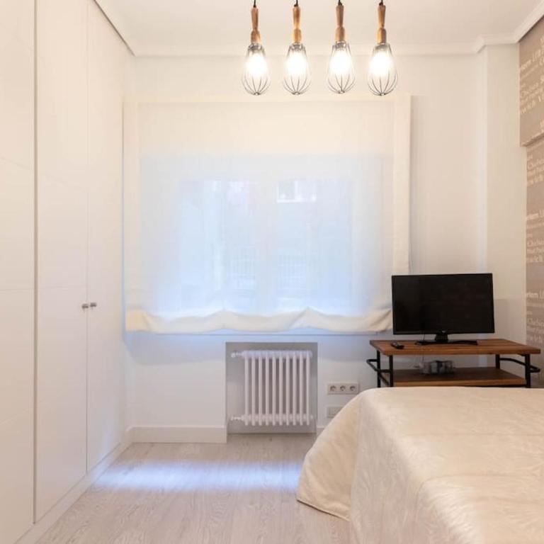 Apartamento LUXURY centro Bilbao GARAJE - Deluxe Family Suite - 17