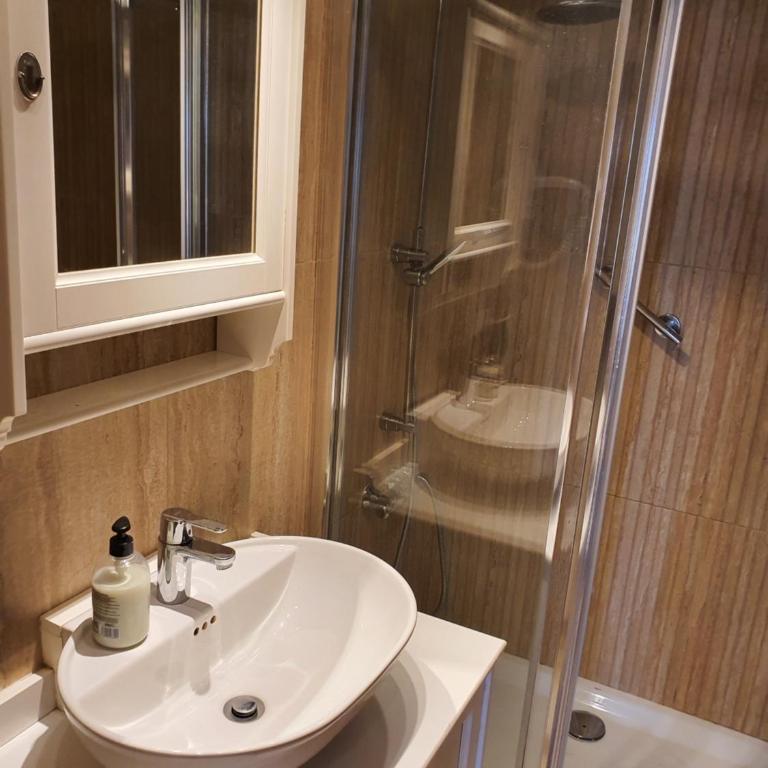 Exclusive Penthouse Playa Las Vistas 4 close to the sea and beach, aircondition for a fee, wifi, terrace, heated pool - Apartamento con vistas al mar - 31