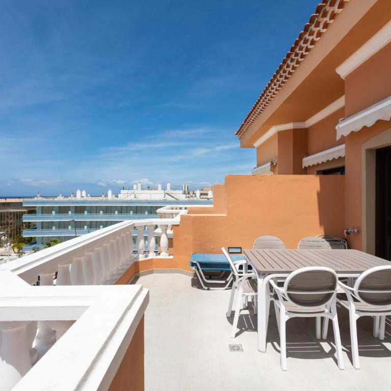 Exclusive Penthouse Playa Las Vistas 4 close to the sea and beach, aircondition for a fee, wifi, terrace, heated pool - Apartamento con vistas al mar - 39