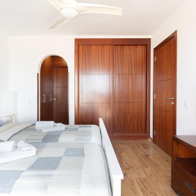 Exclusive Penthouse Playa Las Vistas 4 close to the sea and beach, aircondition for a fee, wifi, terrace, heated pool - Apartamento con vistas al mar - 18