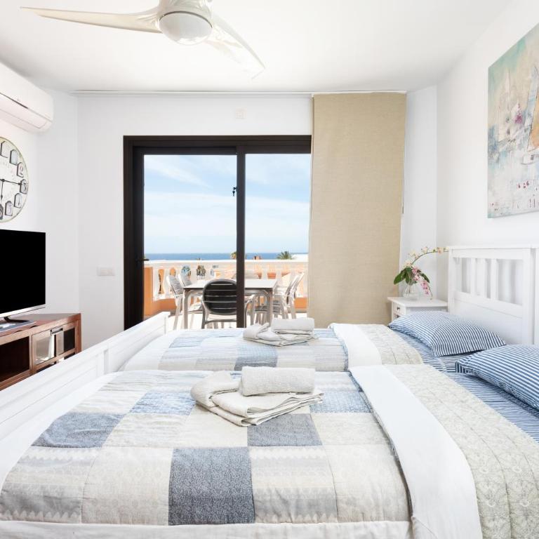 Exclusive Penthouse Playa Las Vistas 4 close to the sea and beach, aircondition for a fee, wifi, terrace, heated pool - Apartamento con vistas al mar - 5