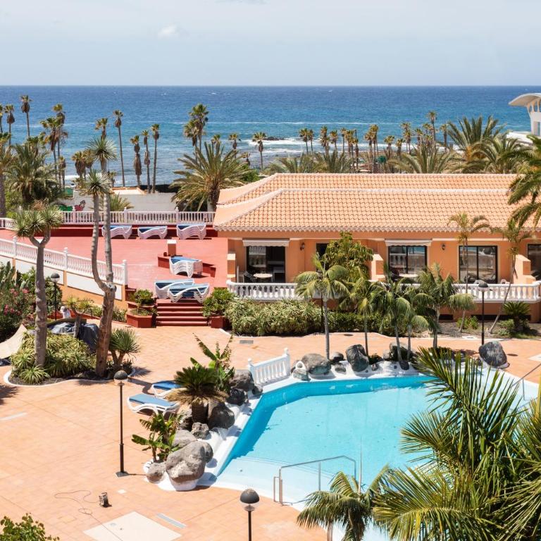 Exclusive Penthouse Playa Las Vistas 4 close to the sea and beach, aircondition for a fee, wifi, terrace, heated pool - Apartamento con vistas al mar - 50
