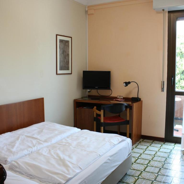 Parc Hotel Casa Mia - Camera Matrimoniale Economy con Balcone - 1
