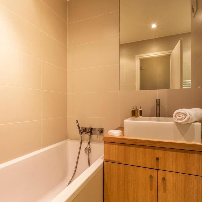 Appartement duplex haut de gamme avec cheminée au cœur de Val-d'Isère, proche des pistes et commodités - FR-1-694-104 - Appartement - 16