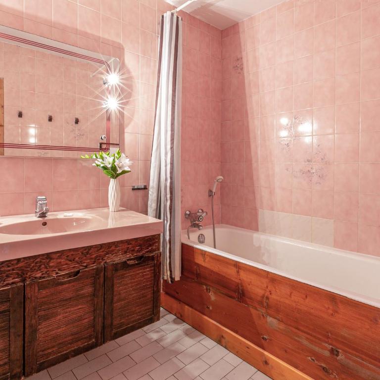 Appartement rustique 3 pièces au pied des pistes avec WIFI à Val-d'Isère - FR-1-694-131 - Appartement - 14