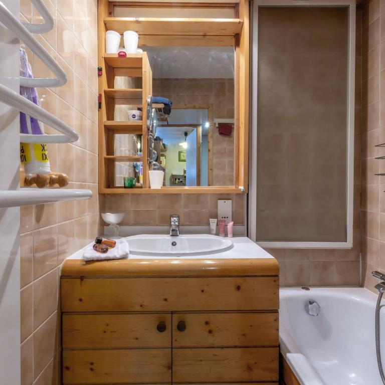 Appartement skis aux pieds avec parking et wifi à Val-d'Isère - FR-1-694-229 - Appartement - 14