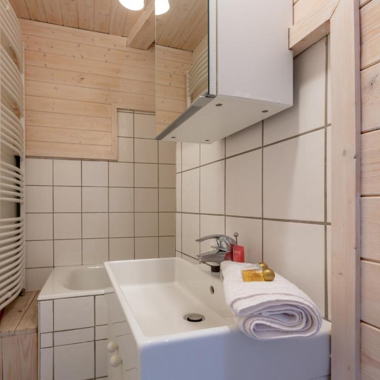 Studio charmant skis aux pieds, balcon, coeur de Val-d'Isère, 4 pers, WiFi - FR-1-694-231 - Studio - 11