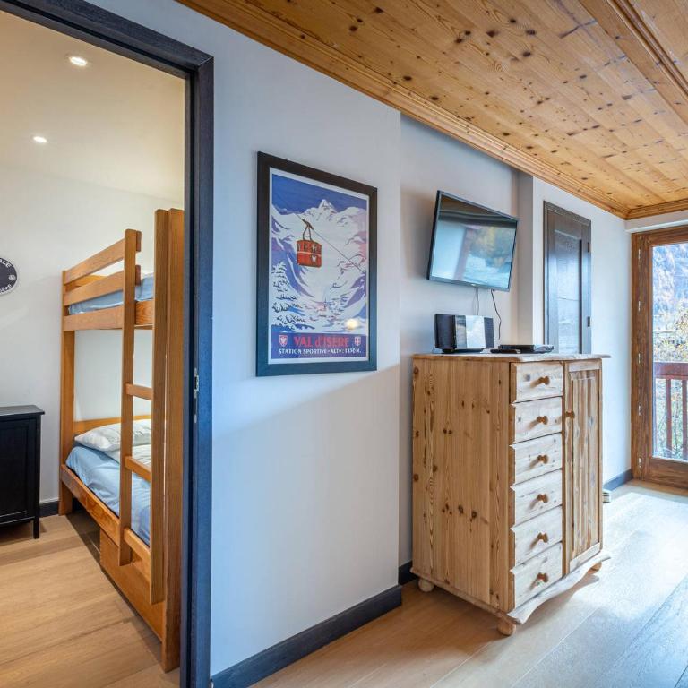Appartement élégant à Val-d'Isère avec balcon, parking, wifi - FR-1-694-270 - Appartement - 9