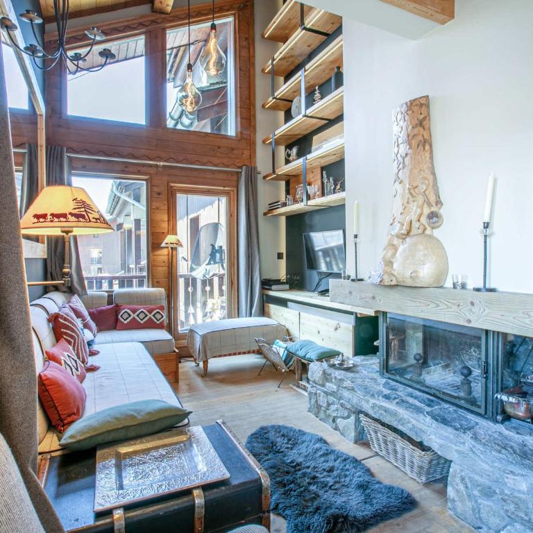 Appartement élégant avec cheminée et balcon, aux pieds des pistes et au cœur de Val-d'Isère - FR-1-694-138 - Appartement - 14